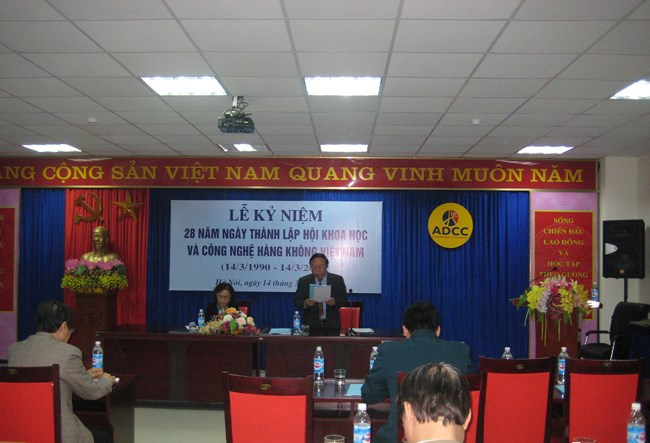 TS Trần Quang Châu - Chủ tịch Hội Khoa học & Công nghệ Hàng không Việt Nam phát biểu tại lễ kỷ niệm