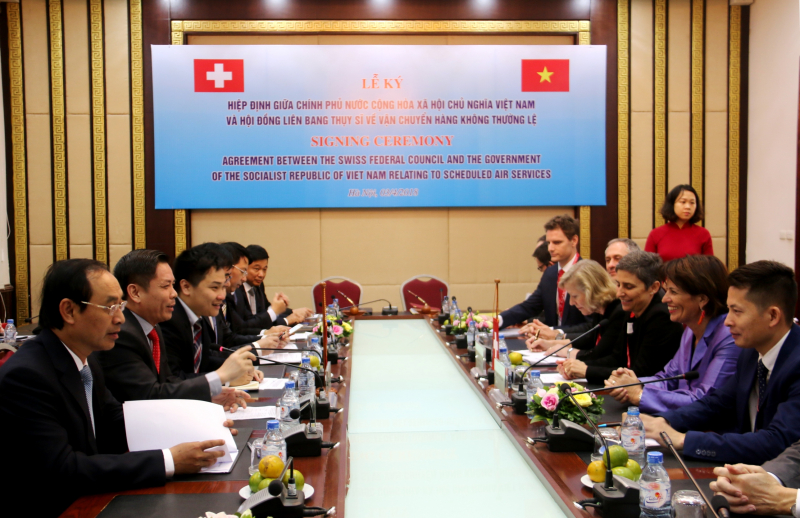 Bộ trưởng Bộ GTVT Nguyễn Văn Thể bày tỏ Việt Nam luôn hoan nghênh các nhà đầu tư Thụy Sĩ tham gia, hợp tác các lĩnh vực GTVT tại Việt NamBộ trưởng Bộ GTVT Nguyễn Văn Thể bày tỏ Việt Nam luôn hoan nghênh các nhà đầu tư Thụy Sĩ tham gia, hợp tác các lĩnh vực GTVT tại Việt Nam