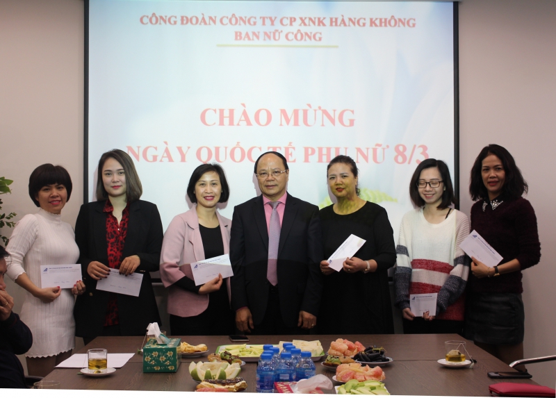anh 8-3-19-01